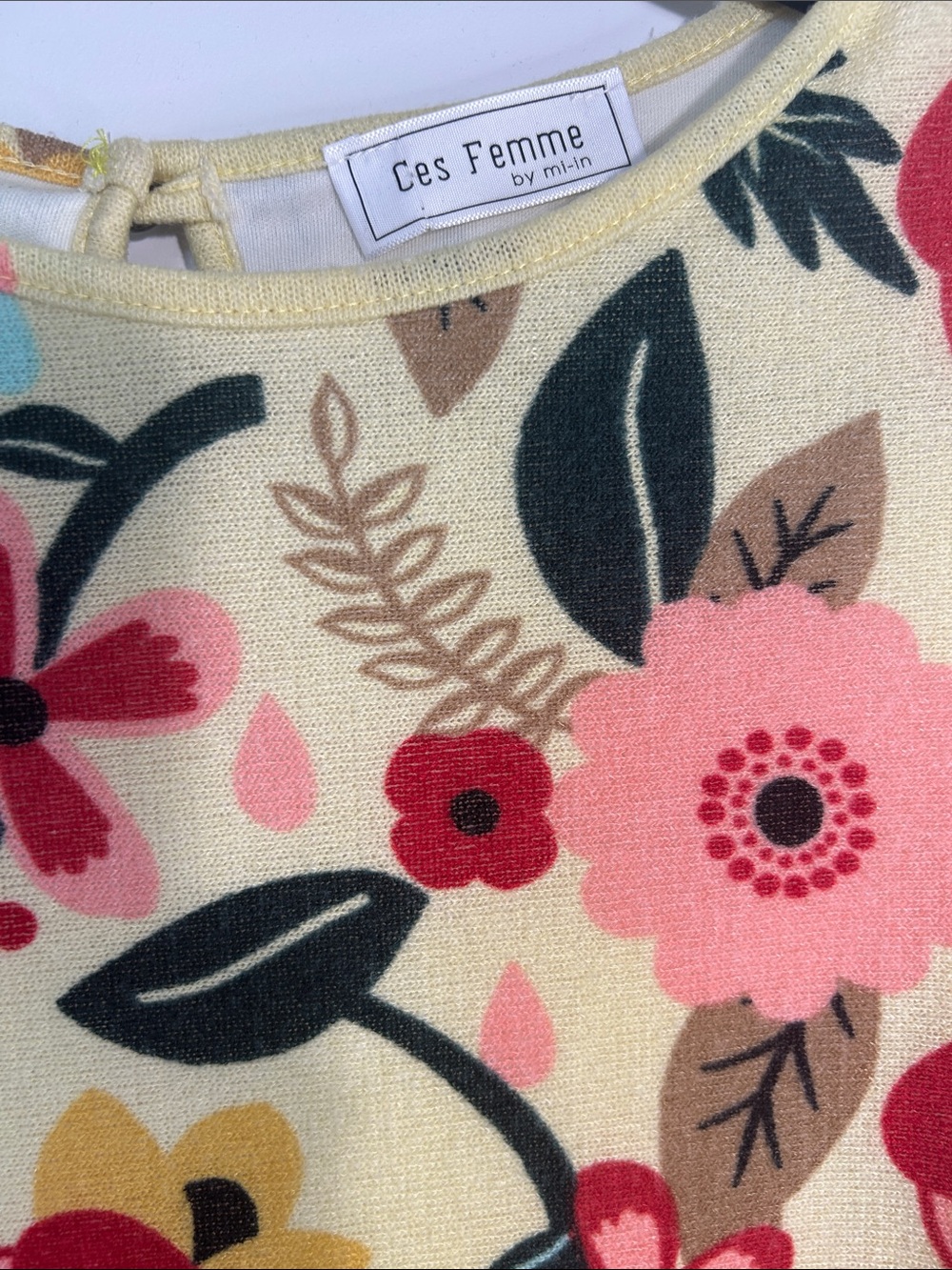 Ces Femme Yellow Floral Bell-Sleeve Tunic Dress - Picture 3 of 7